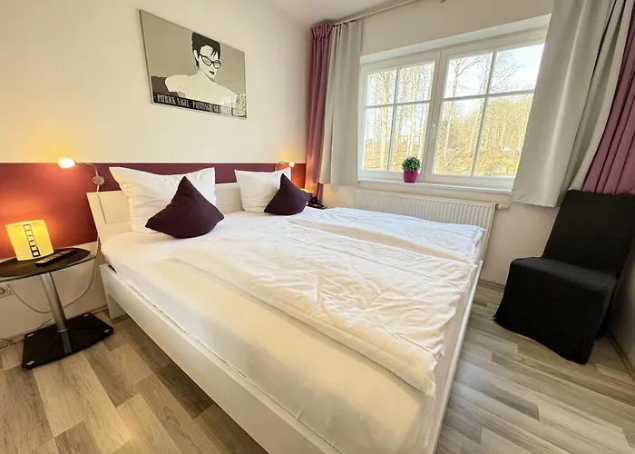 Wilhelmine - 04 Mit Balkon