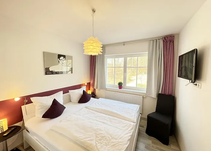 Wilhelmine - 04 Mit Balkon